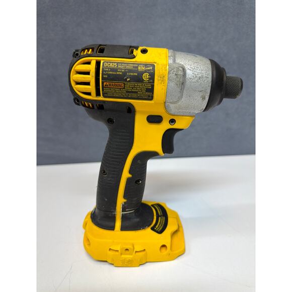 Dewalt 1/4” Cordless Impact Driver 18v DC825 TOOL ONLY Tested - Picture 3 of 6